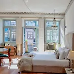 Palazzo, Antique Charm With Romantic Balcony And Ac *