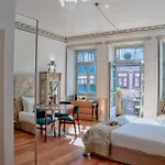 Palazzo, Antique Charm With Romantic Balcony And Ac *