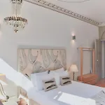 Lägenhet Palazzo, Antique Charm With Romantic Balcony And Ac Oporto