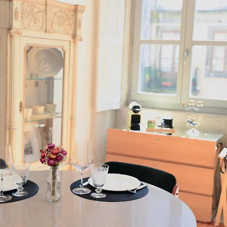Apartmán Palazzo, Antique Charm With Romantic Balcony And Ac