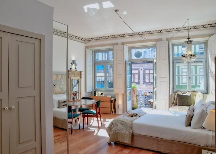 Palazzo, Antique Charm With Romantic Balcony And Ac Apartament *