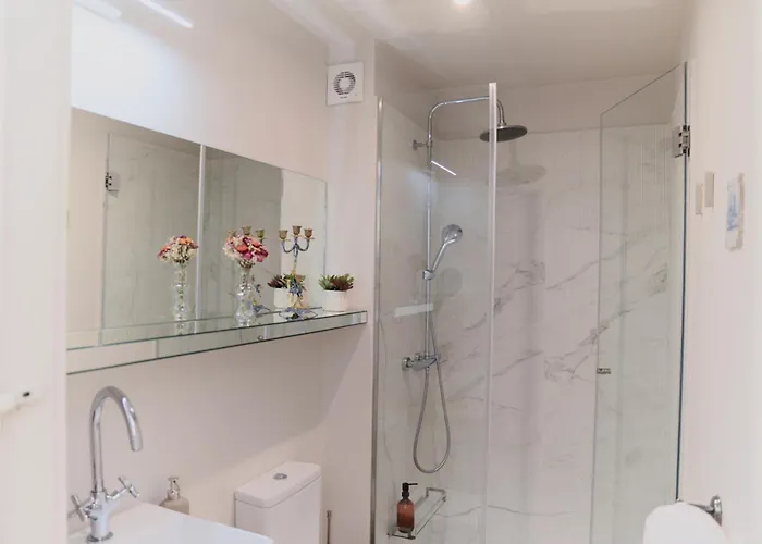 Apartament Palazzo, Antique Charm With Romantic Balcony And Ac *