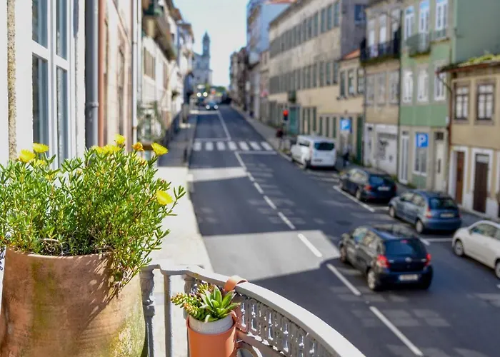 Palazzo, Antique Charm With Romantic Balcony And Ac Apartament *