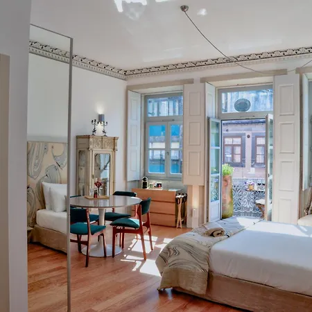 Palazzo, Antique Charm With Romantic Balcony And Ac *